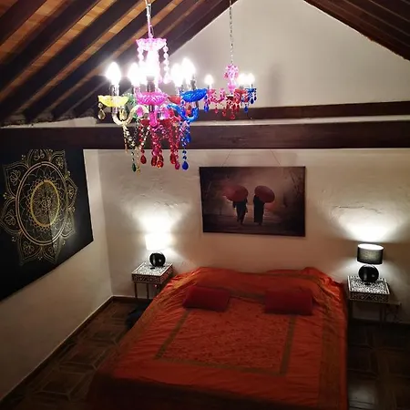 Pensionat Zen Y Cueva Refugio
